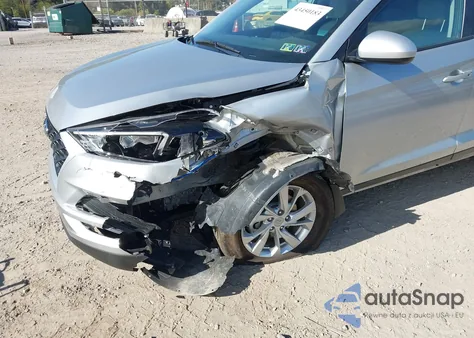 2020 Hyundai Tucson Value z USA, uszkodzony, nr VIN KM8J3CA45LU271577